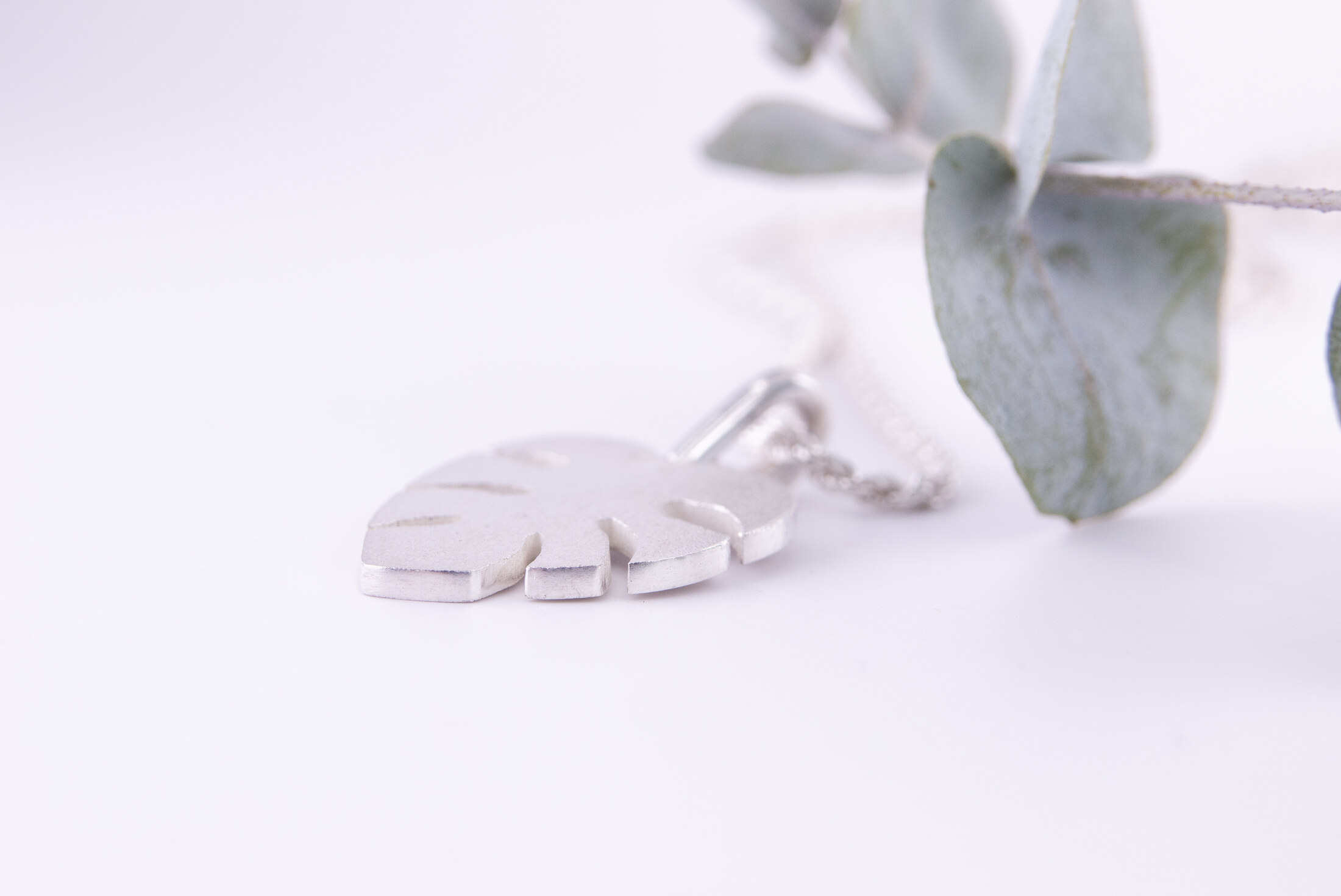 Silberschmuck und Pflegetuch