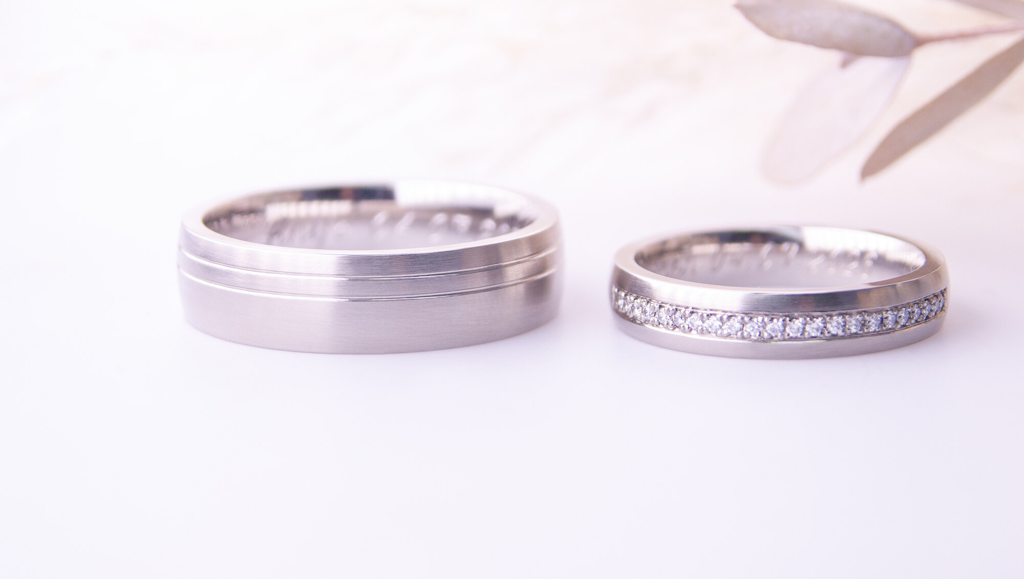 Trauringe aus Palladium mit Brillanten