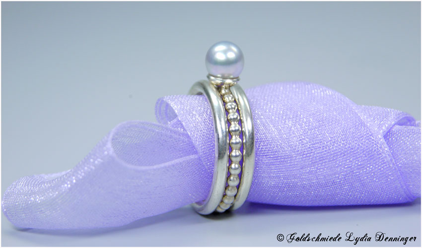 Ringvariation mit echter Akoyaperle 925/- Silber mit glatten Zusteckringe