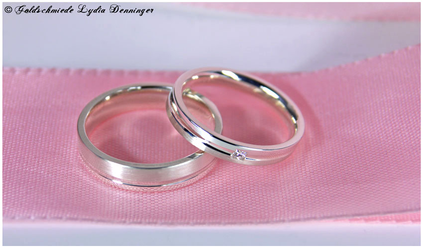Eheringe 925/- Silber, gerader Fuge und Princess-Cut Diamant